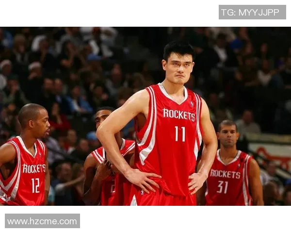 姚明下巴的健康状况如何对他的篮球生涯产生影响分析